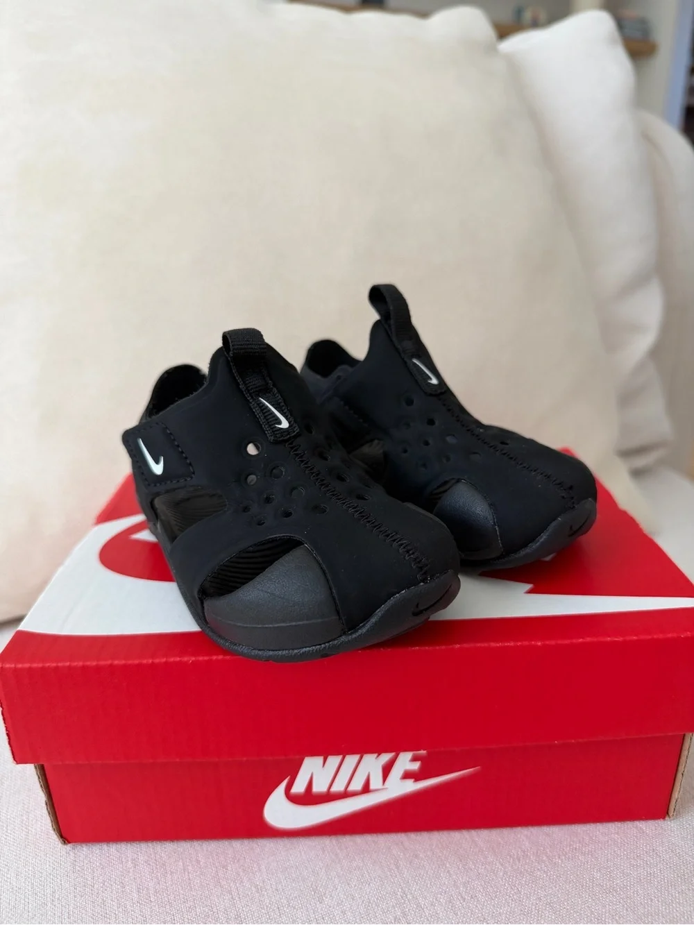 Nike Sunray Protect 2 Sandals (TD) New, size 6C